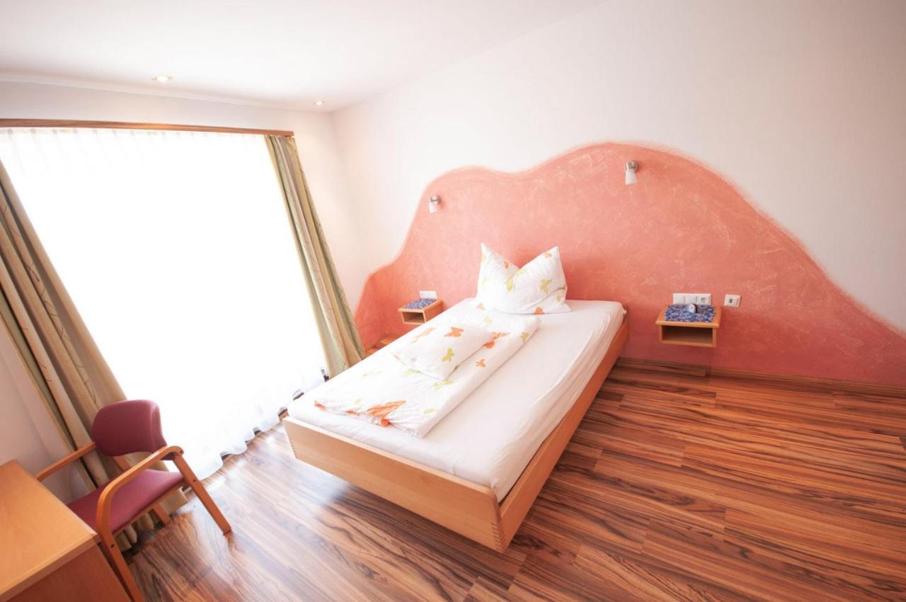 Gasthof Winkelwirt Althofen エクステリア 写真
